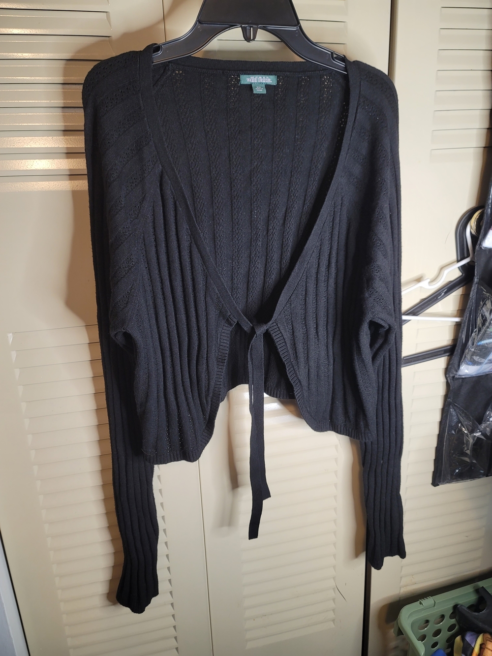 wild fable Black Cropped Tie-Front Cardigan Sweater
